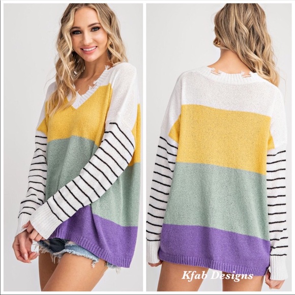 Flirty🌟💜Fun striped sweater w/hip design  flair - Picture 1 of 6
